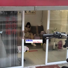 #南京#,#扫街# 2] 南京一条街 扫街看到个小姐姐 腿不错服务不错 先口再做